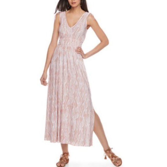 Jennifer Lopez Dresses & Skirts - JLO Topaz Getaway V-Neck Smocked Waist Midi Dress
